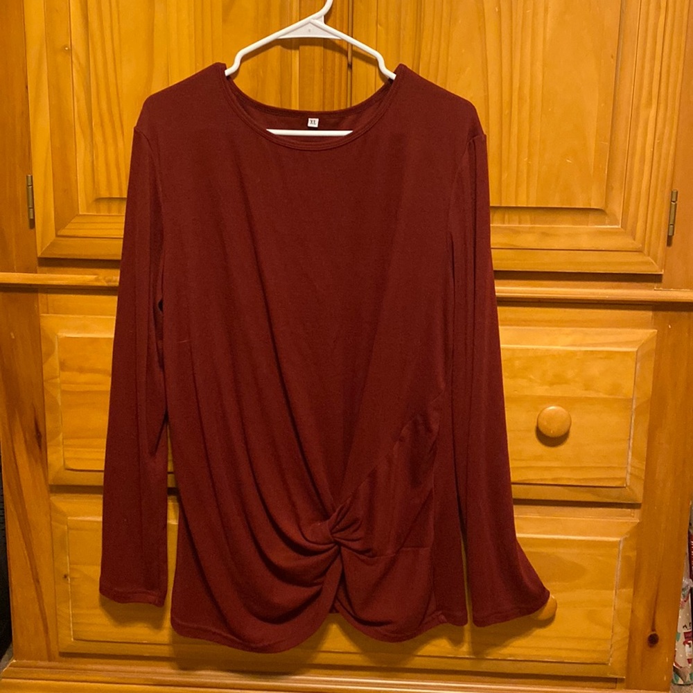 Light Sweater Size XL